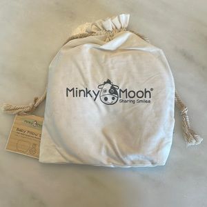 Minky Mooh pillow